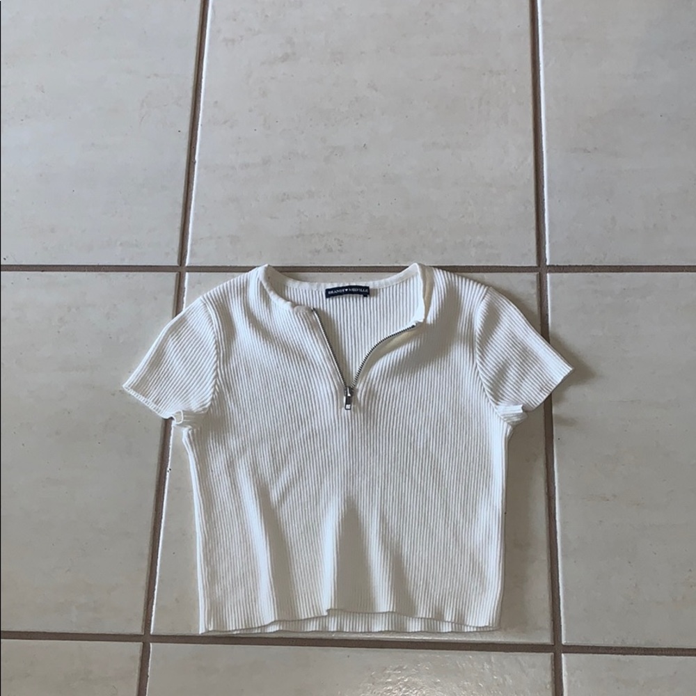 White brandy Melville crop top